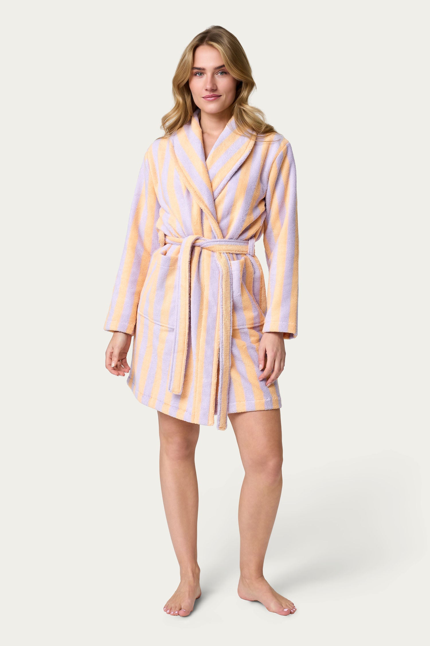 Pastel striped bathrobe with lila orange / gestreepte badjas ochtendjas